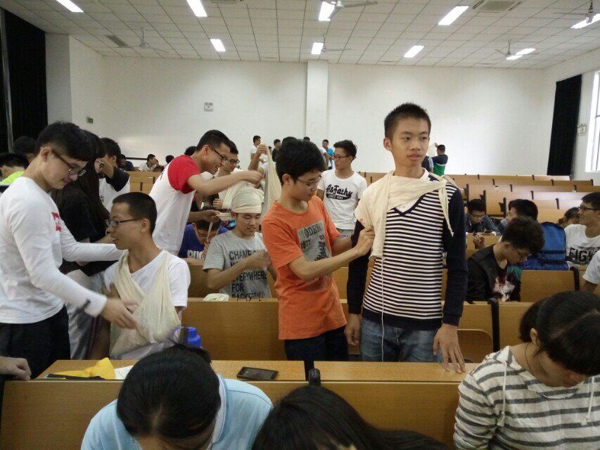太阳集团tcy8722红十字会急救知识培训 (3) 太阳集团tcy8722红十字会急救知识培训 (3)
