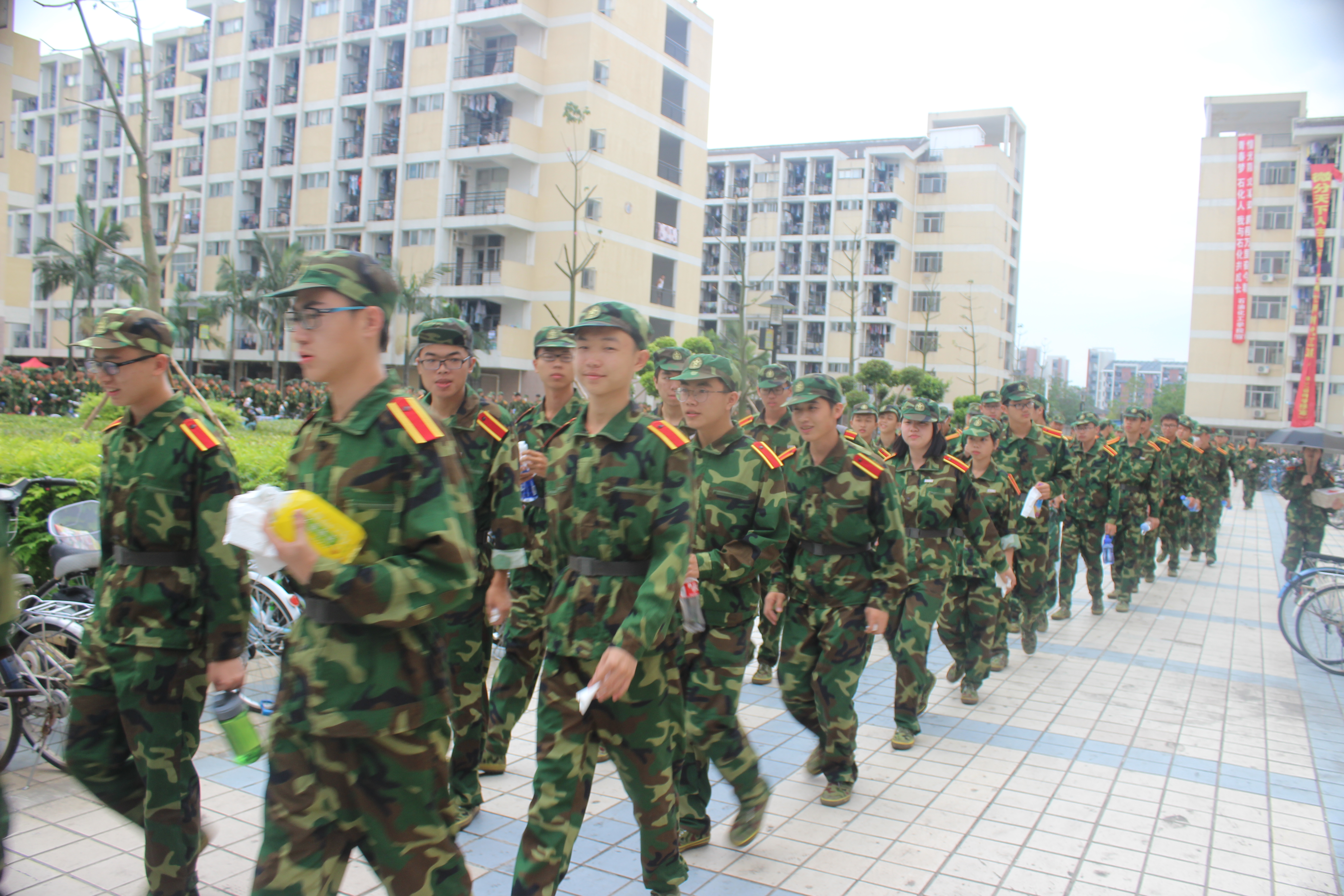 太阳集团tcy87222015级新生疏散逃生演练 (2) 太阳集团tcy87222015级新生疏散逃生演练 (2)